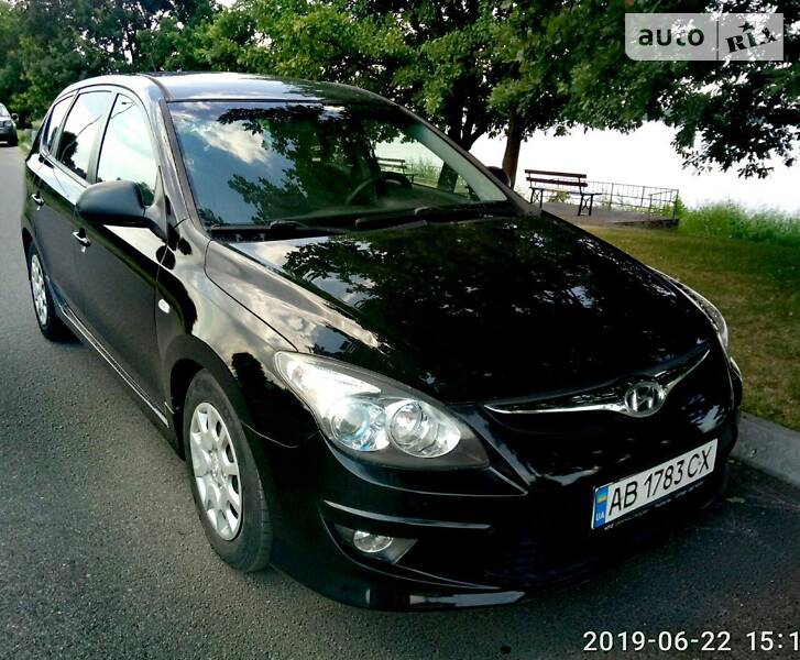 Універсал Hyundai i30 2011 в Києві фото 3 Універсал Hyundai i30 2011 в Києві