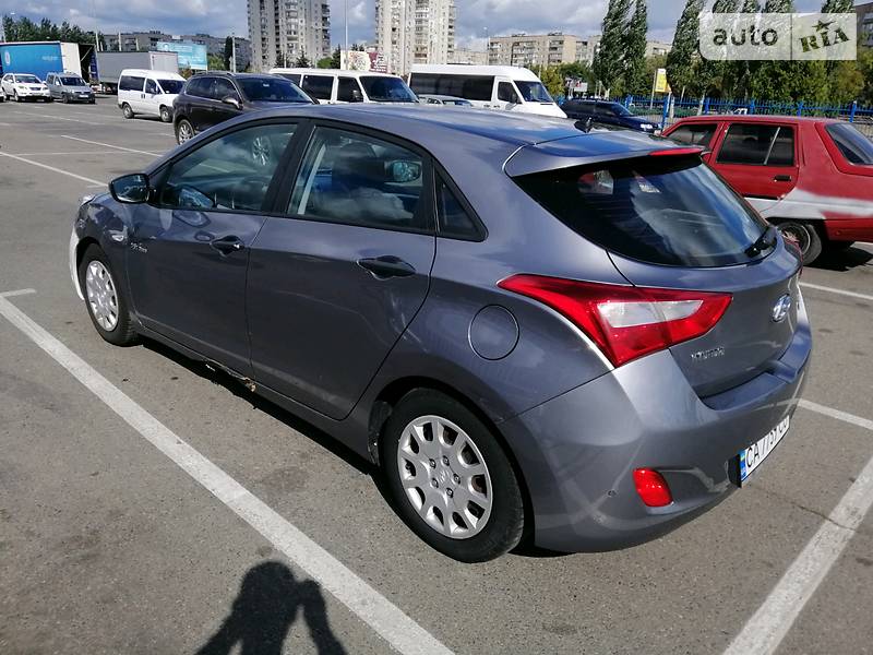 Хэтчбек Hyundai i30 2013 в Киеве