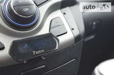 Хетчбек Hyundai i30 2009 в 