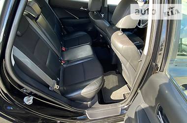 Хетчбек Hyundai i30 2011 в 
