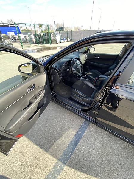 Хэтчбек Hyundai i30 2011 в Харькове