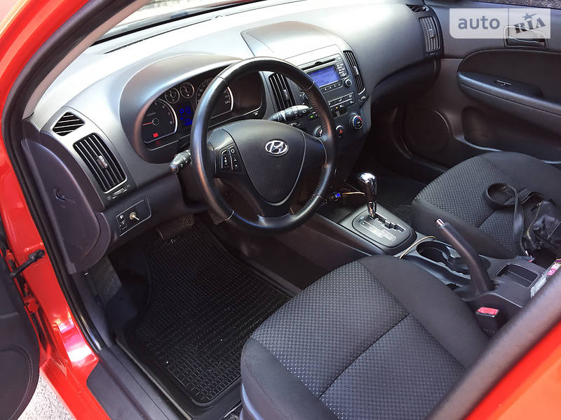 Хетчбек Hyundai i30 2010 в Києві