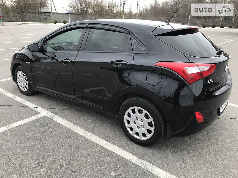 Хэтчбек Hyundai i30 2013 в Запорожье