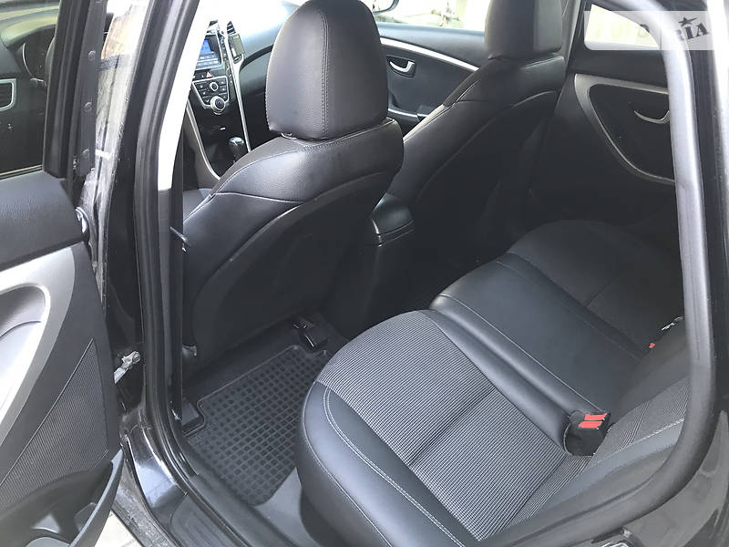 Хэтчбек Hyundai i30 2013 в Запорожье
