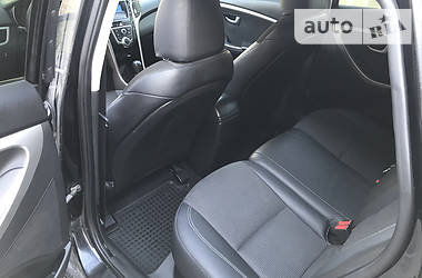 Хетчбек Hyundai i30 2013 в 