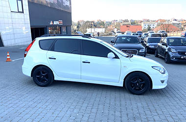 Універсал Hyundai i30 2011 в 