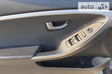 Хетчбек Hyundai i30 2016 в 