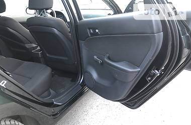 Хетчбек Hyundai i30 2009 в 