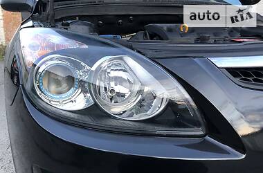 Хетчбек Hyundai i30 2009 в 