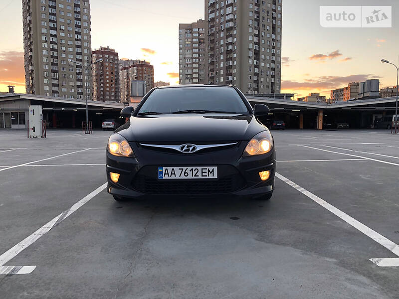 Хетчбек Hyundai i30 2011 в Києві