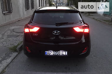 Хетчбек Hyundai i30 2013 в 