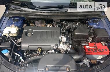 Хетчбек Hyundai i30 2010 в 