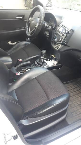 Універсал Hyundai i30 2010 в Борисполі фото 26 Універсал Hyundai i30 2010 в Борисполі