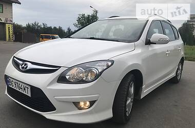 Універсал Hyundai i30 2012 в 