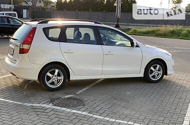 Універсал Hyundai i30 2012 в 
