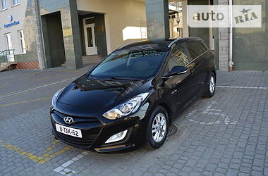 Универсал Hyundai i30 2014 в Стрые