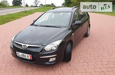 Універсал Hyundai i30 2009 в 