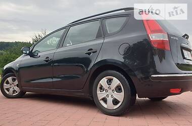 Універсал Hyundai i30 2009 в 