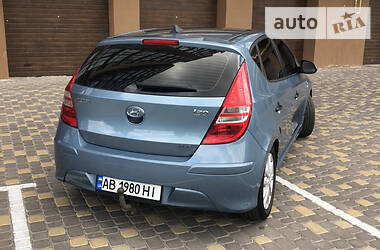 Хэтчбек Hyundai i30 2010 в Виннице