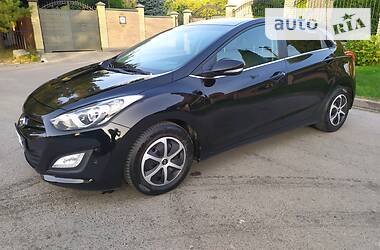 Хэтчбек Hyundai i30 2012 в Луцке