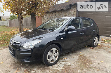 Хэтчбек Hyundai i30 2009 в Харькове