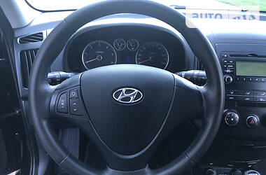 Универсал Hyundai i30 2012 в Киеве