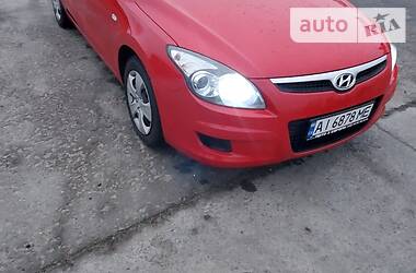 Хэтчбек Hyundai i30 2009 в Обухове