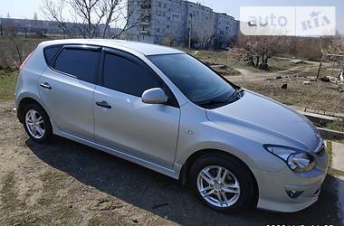 Хэтчбек Hyundai i30 2011 в Бахмуте