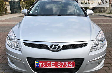 Универсал Hyundai i30 2009 в Киеве