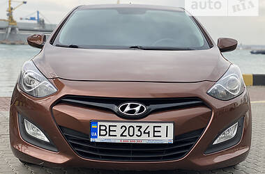 Хэтчбек Hyundai i30 2012 в Одессе