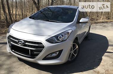 Хэтчбек Hyundai i30 2015 в Хмельницком