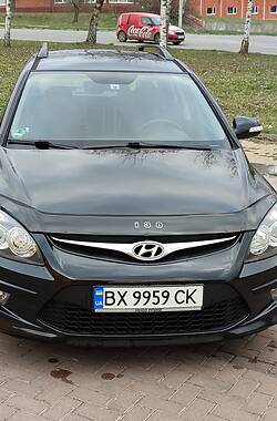 Универсал Hyundai i30 2010 в Хмельницком