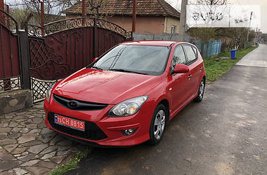 Хэтчбек Hyundai i30 2010 в Мукачево