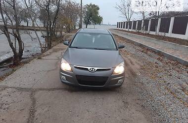 Универсал Hyundai i30 2010 в Одессе