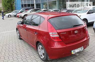 Хэтчбек Hyundai i30 2011 в Днепре