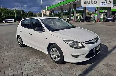 Хэтчбек Hyundai i30 2010 в Виннице