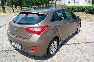 Хэтчбек Hyundai i30 2012 в Кривом Роге