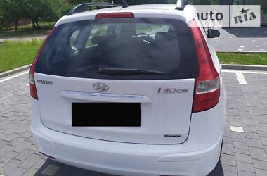 Универсал Hyundai i30 2011 в Ужгороде