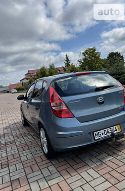 Хэтчбек Hyundai i30 2007 в Виннице