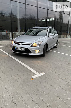 Универсал Hyundai i30 2010 в Виннице