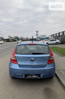 Хэтчбек Hyundai i30 2012 в Мукачево