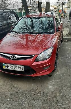 Универсал Hyundai i30 2012 в Житомире