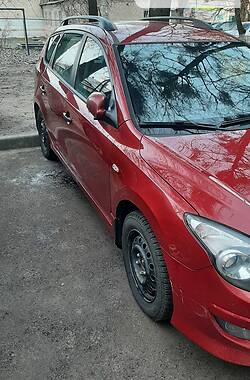 Универсал Hyundai i30 2012 в Житомире