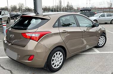 Хэтчбек Hyundai i30 2013 в Днепре