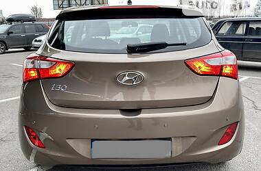 Хэтчбек Hyundai i30 2013 в Днепре