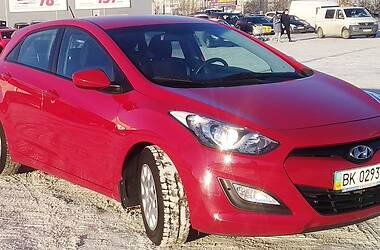 Хэтчбек Hyundai i30 2013 в Ровно