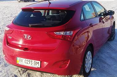 Хэтчбек Hyundai i30 2013 в Ровно