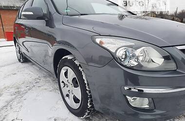 Универсал Hyundai i30 2010 в Виннице