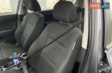 Універсал Hyundai i30 2010 в 
