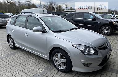 Универсал Hyundai i30 2012 в 